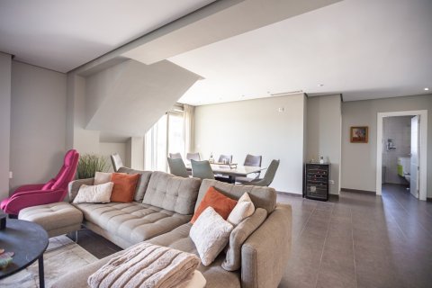 Huoneisto myytävänä Villamartin, Alicante, Espanja, 4 makuuhuonetta, 167 m2 No. 126975 - kuva 19