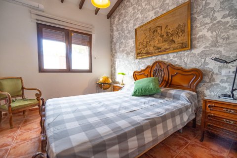 Villa for sale Cabo Roig, Alicante, Spain 9 bedrooms, 230 sq.m. No. 126974 - photo 11