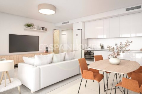 Apartment for sale in Benalmadena, Malaga, Spain 3 bedrooms, 76 sq.m. No. 131274 - photo 9