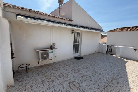 Huvila myytävänä Torrevieja, Alicante, Espanja, 3 makuuhuonetta, 198 m2 No. 125395 - kuva 30