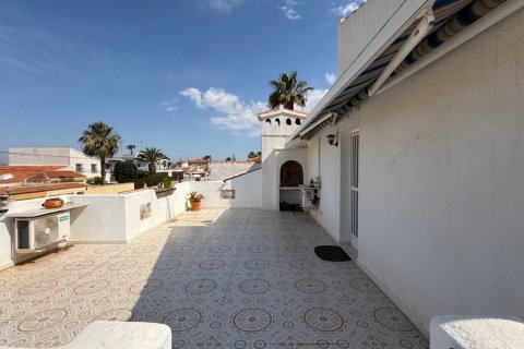 Huvila myytävänä Torrevieja, Alicante, Espanja, 3 makuuhuonetta, 198 m2 No. 125395 - kuva 27