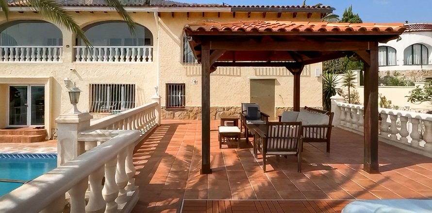 Willa Calpe, Alicante, Hiszpania 6 sypialni, 718 mkw. nr 129905