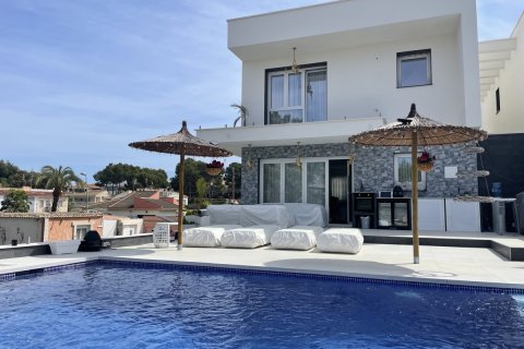 Villa à vendre Los Balcones, Alicante, Espagne, 4 chambres, 250 m2 No. 125682 - photo 2