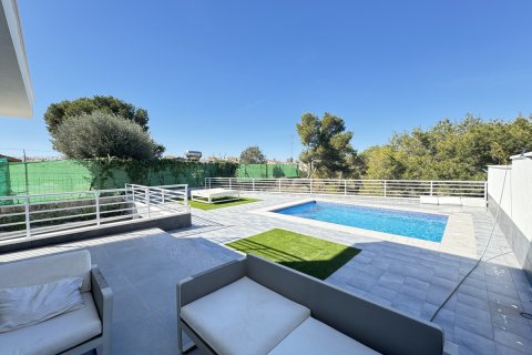 Villa zum Verkauf in Los Balcones, Alicante, Spanien 4 Schlafzimmer, 160 m2 Nr. 125681 - Foto 22