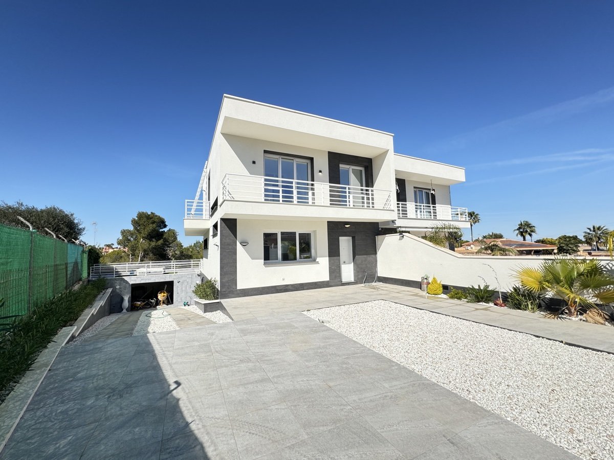 Willa w Los Balcones, Alicante, Hiszpania 4 sypialnie, 160 mkw. nr 125681