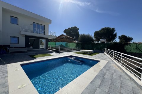 Villa in vendita Los Balcones, Alicante, Spagna 4 camere da letto, 160 mq. N° 125681 - foto 1