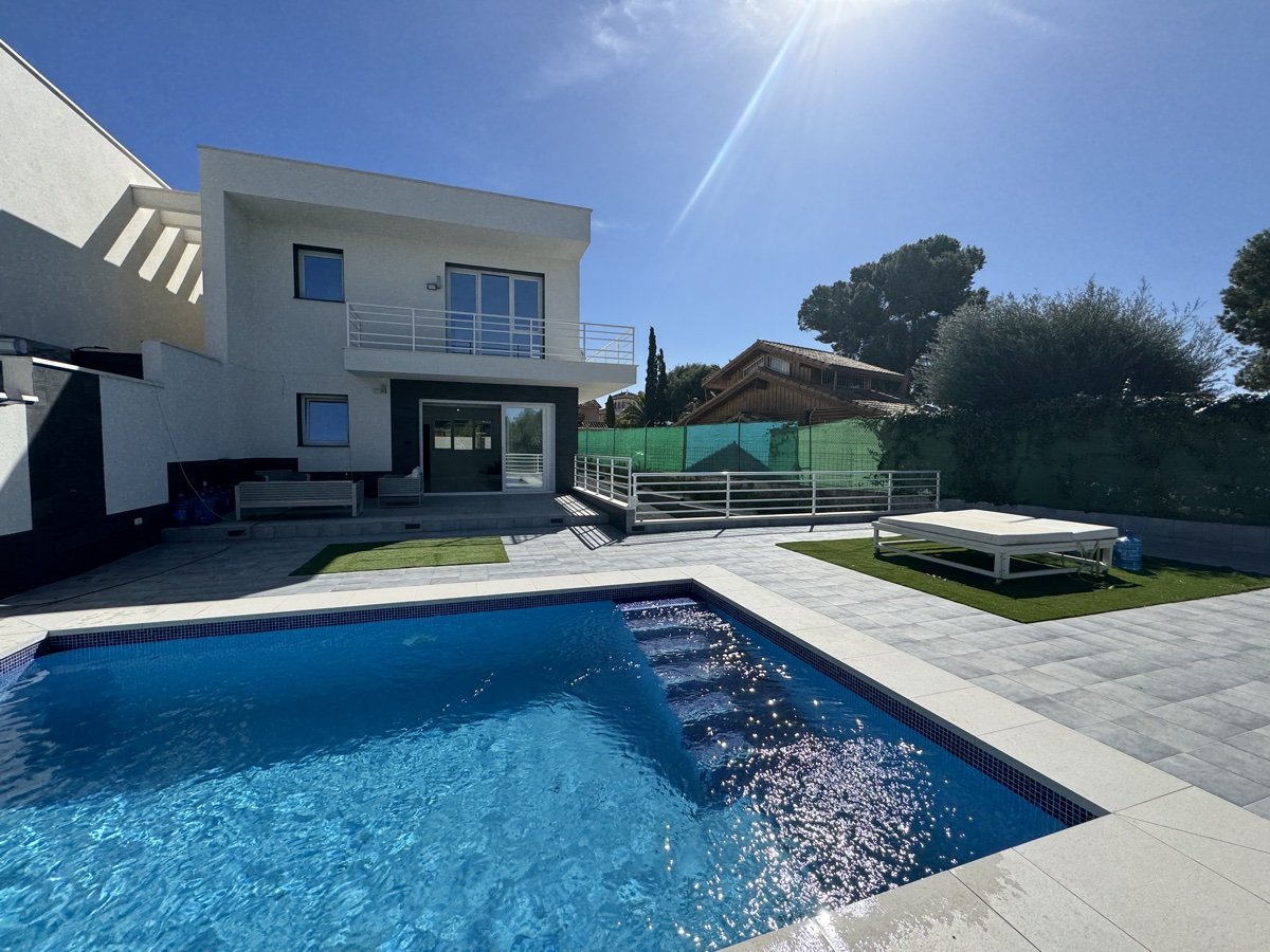 Willa w Los Balcones, Alicante, Hiszpania 4 sypialnie, 160 mkw. nr 125681