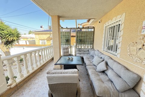 Villa in vendita Ciudad Quesada, Alicante, Spagna 4 camere da letto, 256 mq. N° 125680 - foto 4