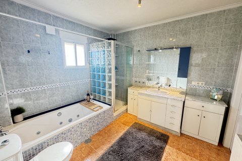 Villa in vendita Ciudad Quesada, Alicante, Spagna 4 camere da letto, 256 mq. N° 125680 - foto 19