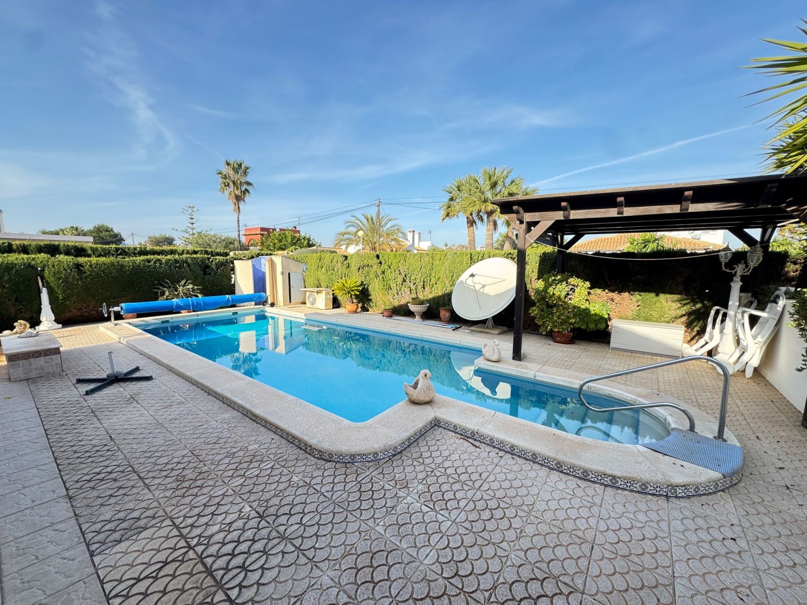 Villa in Cabo Roig, Alicante, Spain 3 bedrooms, 178 sq.m. No. 125678