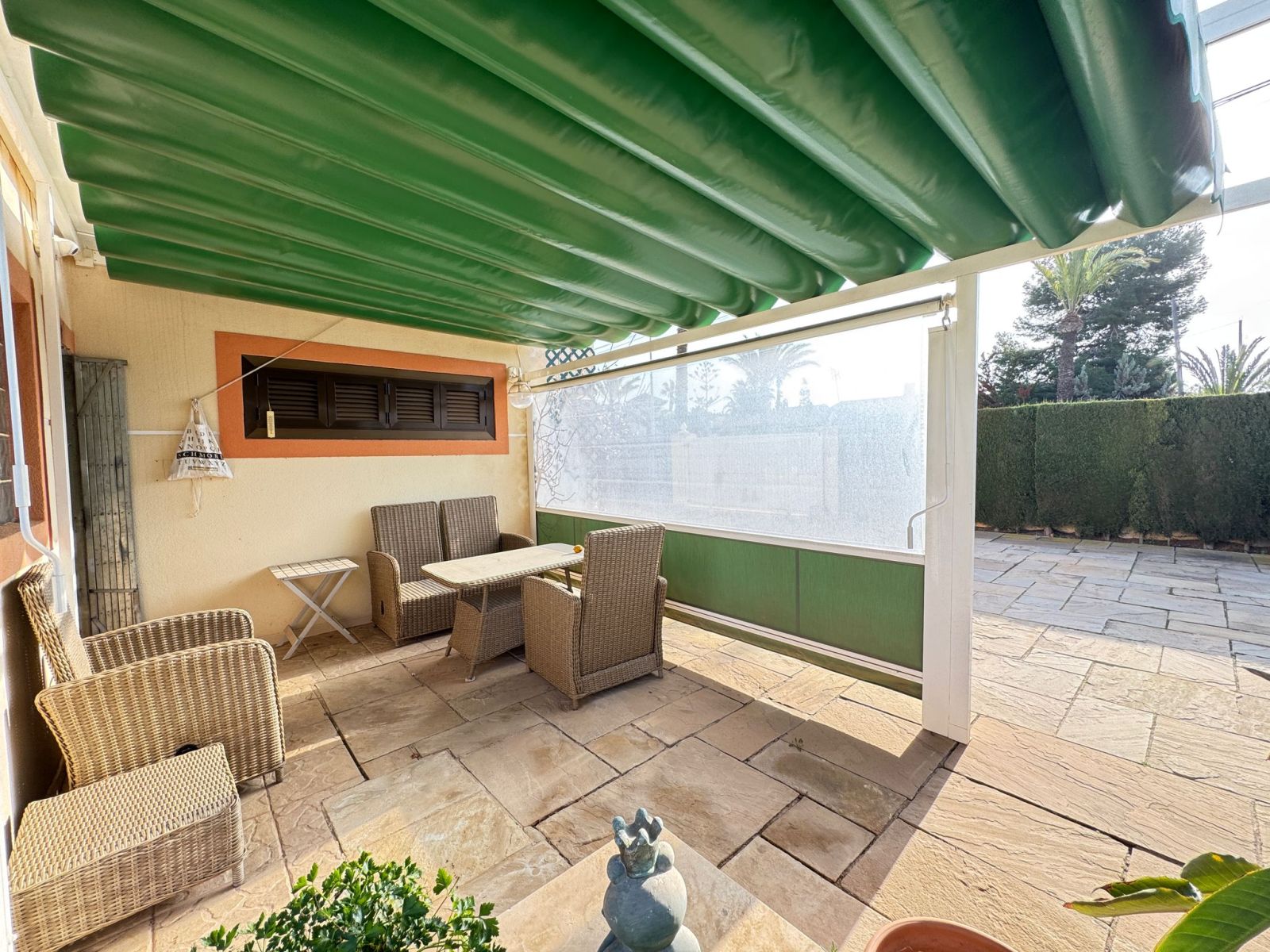 Villa in Cabo Roig, Alicante, Spain 3 bedrooms, 178 sq.m. No. 125678