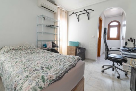 Villa for sale San Miguel de Salinas, Alicante, Spain 4 bedrooms, 157 sq.m. No. 125126 - photo 25