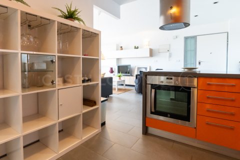Huoneisto myytävänä Villamartin, Alicante, Espanja, 2 makuuhuonetta, 84 m2 No. 125107 - kuva 11