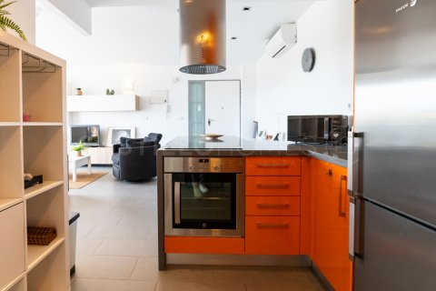 Huoneisto myytävänä Villamartin, Alicante, Espanja, 2 makuuhuonetta, 84 m2 No. 125107 - kuva 12