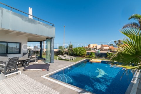 Villa à vendre Torrevieja, Alicante, Espagne, 5 chambres, 232 m2 No. 125124 - photo 4