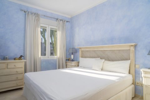 Apartment for rent Malaga, Spain 3 bedrooms, 120 sq.m. No. 130045 - photo 16