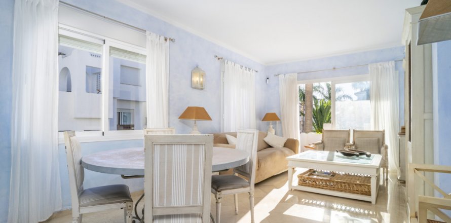 Apartment Malaga, Spain 3 bedrooms, 120 sq.m. No. 130045