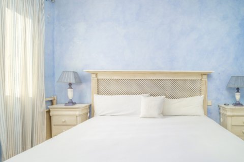 Apartment for rent Malaga, Spain 3 bedrooms, 120 sq.m. No. 130045 - photo 15