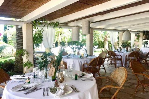 Liikekiinteistö myytävänä Sant Lluis, Menorca, Espanja, 5 makuuhuonetta, 215 m2 No. 129479 - kuva 11