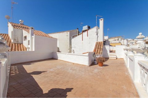 Продажа коммерческой недвижимости Маон, Менорка, Испания 77м2 №129482 - фото 13
