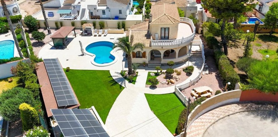 Villa El Chaparral, Alicante, Spānijā 4 istabas, 163 m2 Nr. 130565