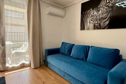 Dzīvoklis pārdošanā Torrevieja, Alicante, Spānijā 1 istaba, 98 m2 Nr. 130568 - attēls 7