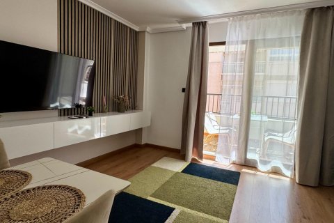 Dzīvoklis pārdošanā Torrevieja, Alicante, Spānijā 1 istaba, 98 m2 Nr. 130568 - attēls 6