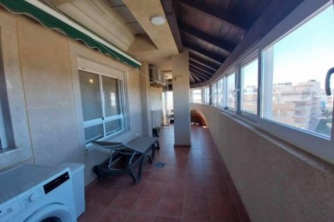 Huoneisto myytävänä Torrevieja, Alicante, Espanja, 3 makuuhuonetta, 95 m2 No. 128938 - kuva 11