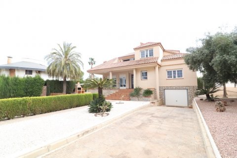 Villa for sale Alicante, Spain 4 bedrooms, 350 sq.m. No. 128934 - photo 2