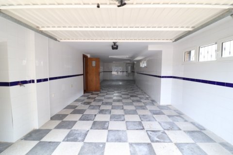 Villa for sale Alicante, Spain 4 bedrooms, 350 sq.m. No. 128934 - photo 5