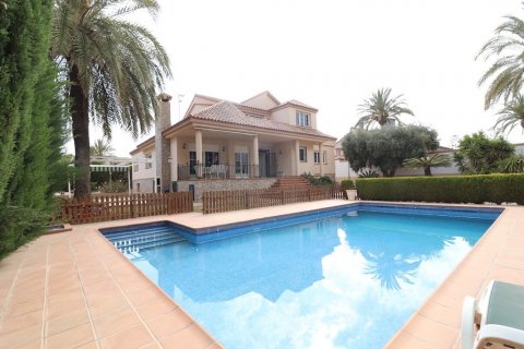 Villa for sale Alicante, Spain 4 bedrooms, 350 sq.m. No. 128934 - photo 1