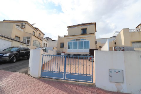 Villa en venta Alicante, España 3 dormitorios, 95 m2 No. 125697 - foto 1