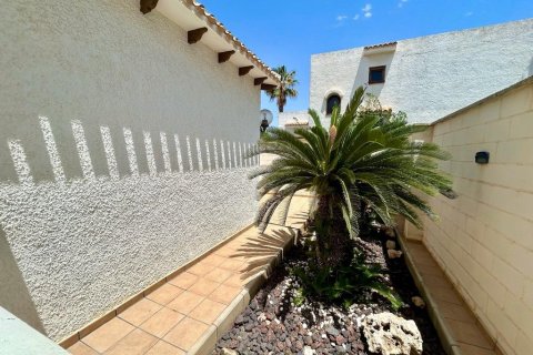 Villa for sale La Zenia, Alicante, Spain 4 bedrooms, 184 sq.m. No. 125695 - photo 28