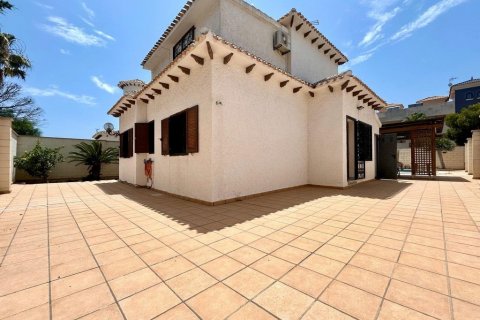 Villa for sale La Zenia, Alicante, Spain 4 bedrooms, 184 sq.m. No. 125695 - photo 24