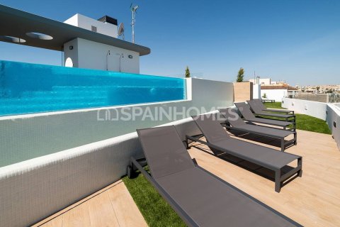 Продажа квартиры в Ориуэла, Аликанте, Испания 3 спальни, 145м2 №120933 - фото 17