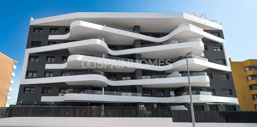 Квартира в Ориуэла, Аликанте, Испания 3 спальни, 145м2 №120933