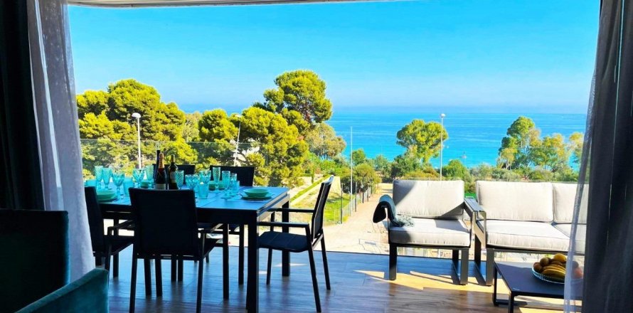 Dzīvoklis Villajoyosa, Alicante, Spānijā 3 istabas, 107 m2 Nr. 127272