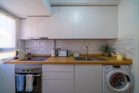 Apartment for rent Alicante, Spain 1 bedroom, 62 sq.m. No. 127271 - photo 16