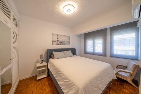 Apartment for rent Alicante, Spain 1 bedroom, 62 sq.m. No. 127271 - photo 12