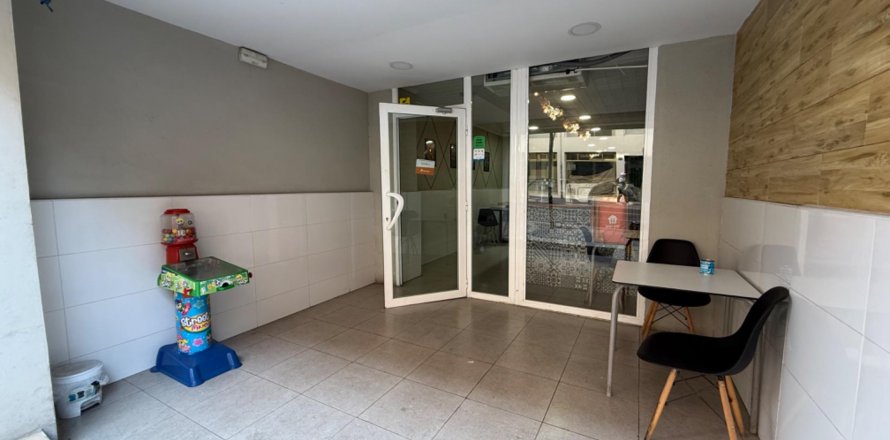 Liikekiinteistö Alicante, Espanja 87 m2 No. 127270