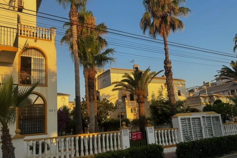 Apartment for sale Torrevieja, Alicante, Spain 3 bedrooms,  No. 130615 - photo 22