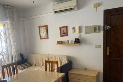 Apartment for sale Torrevieja, Alicante, Spain 3 bedrooms,  No. 130615 - photo 10
