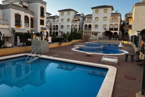 Apartment for sale Torrevieja, Alicante, Spain 3 bedrooms,  No. 130615 - photo 2