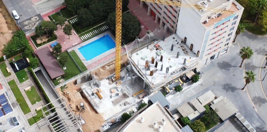 Квартира Валенсия, Испания 1 спальня, 87м2 №130618