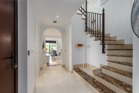 Продажа виллы в Эстепона, Малага, Испания 3 спальни, 170м2 №123718 - фото 11