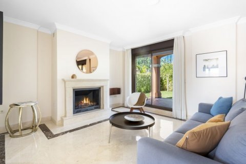 Продажа виллы в Эстепона, Малага, Испания 3 спальни, 170м2 №123718 - фото 12