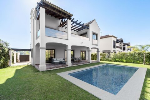 Продажа виллы в Эстепона, Малага, Испания 3 спальни, 170м2 №123718 - фото 17