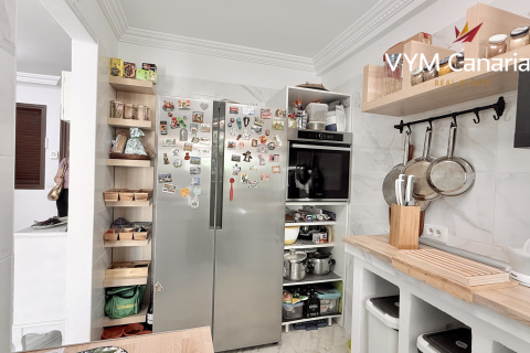 Kaupunkipientalo myytävänä Adeje, Tenerife, Espanja, 3 makuuhuonetta, 90 m2 No. 132732 - kuva 12