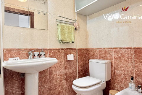 Kaupunkipientalo myytävänä Adeje, Tenerife, Espanja, 3 makuuhuonetta, 90 m2 No. 132732 - kuva 19