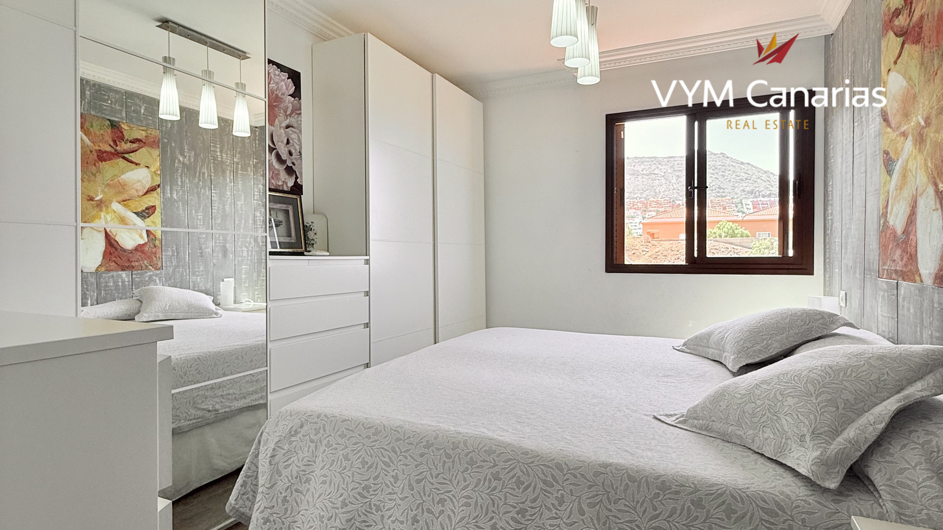 Villetta a schiera a Adeje, Tenerife, Spagna 3 camere da letto, 90 mq. N° 132732
